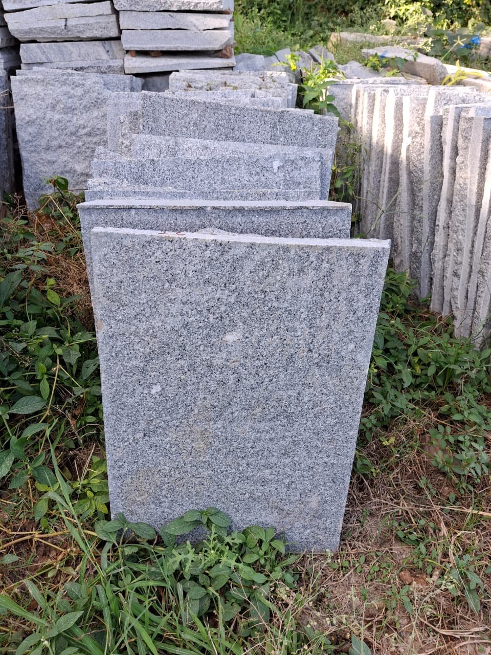 Natural Bottom Stones