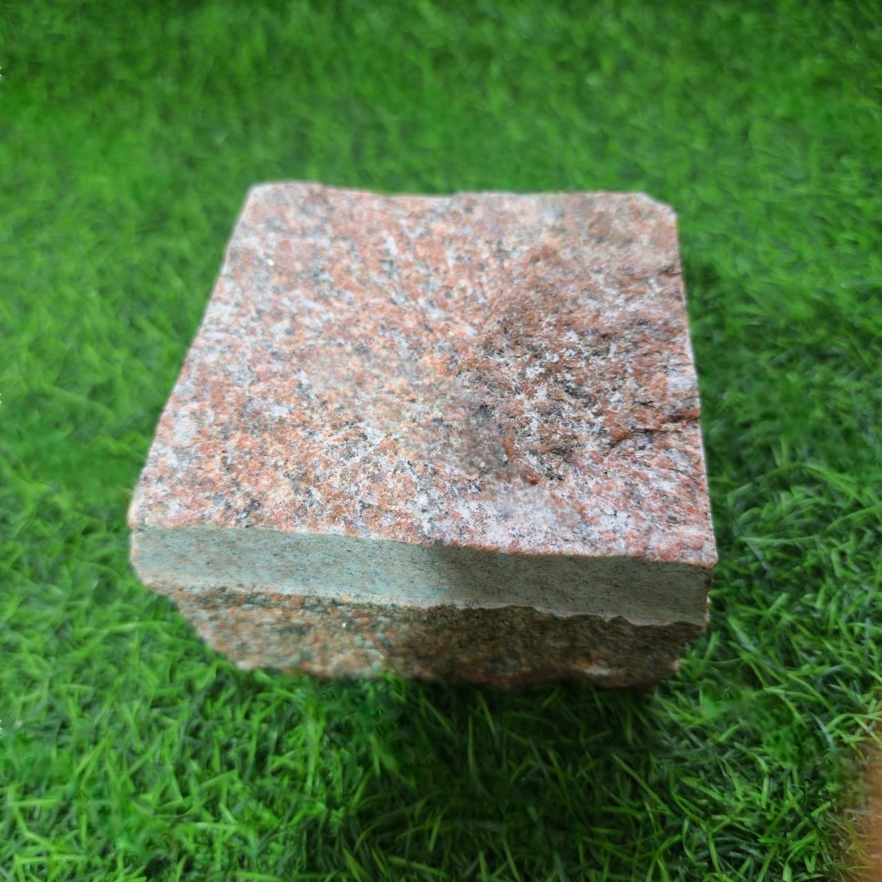 Premium Granite Red Machine Cut Cobble Stones