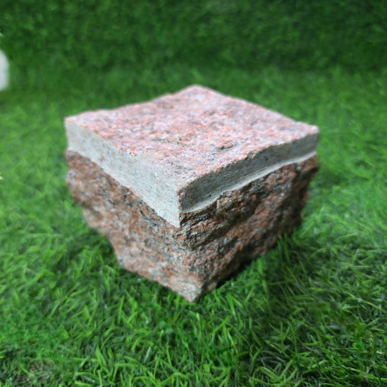Premium Granite Red Machine Cut Cobble Stones
