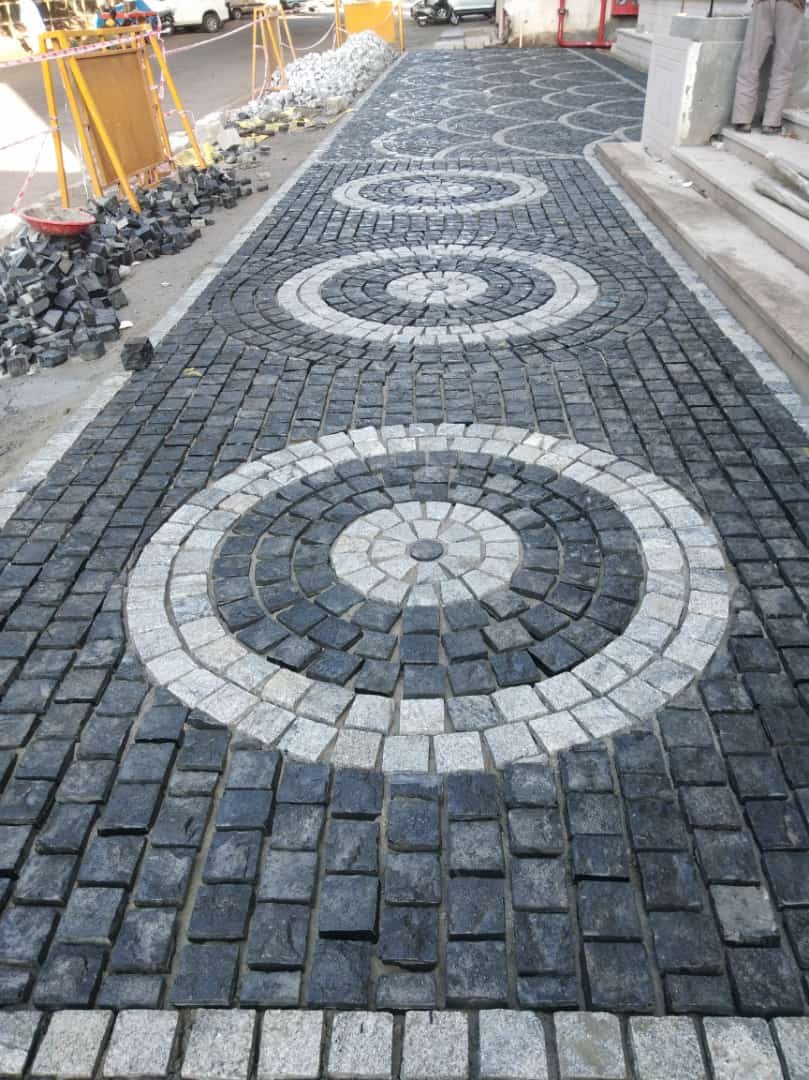 Premium Granite Black Machine Cut Cobble stones