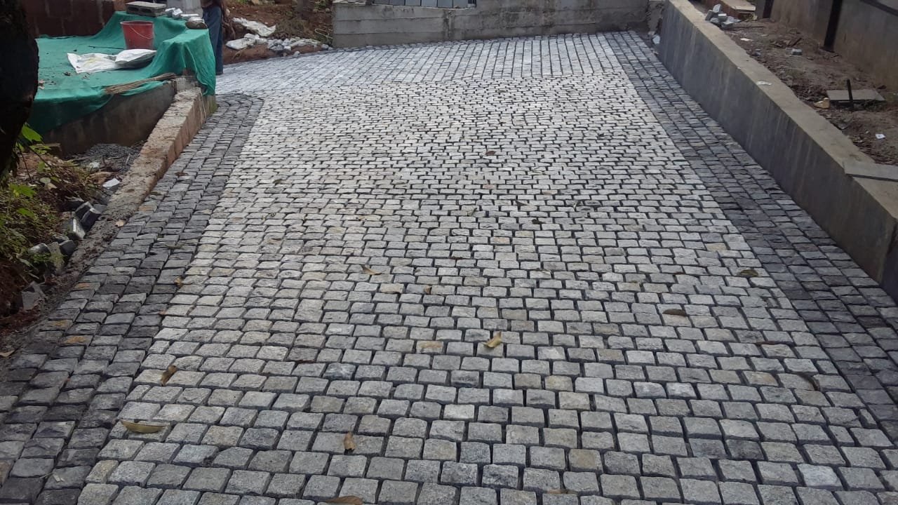 Premium Granite Black Machine Cut Cobble stones