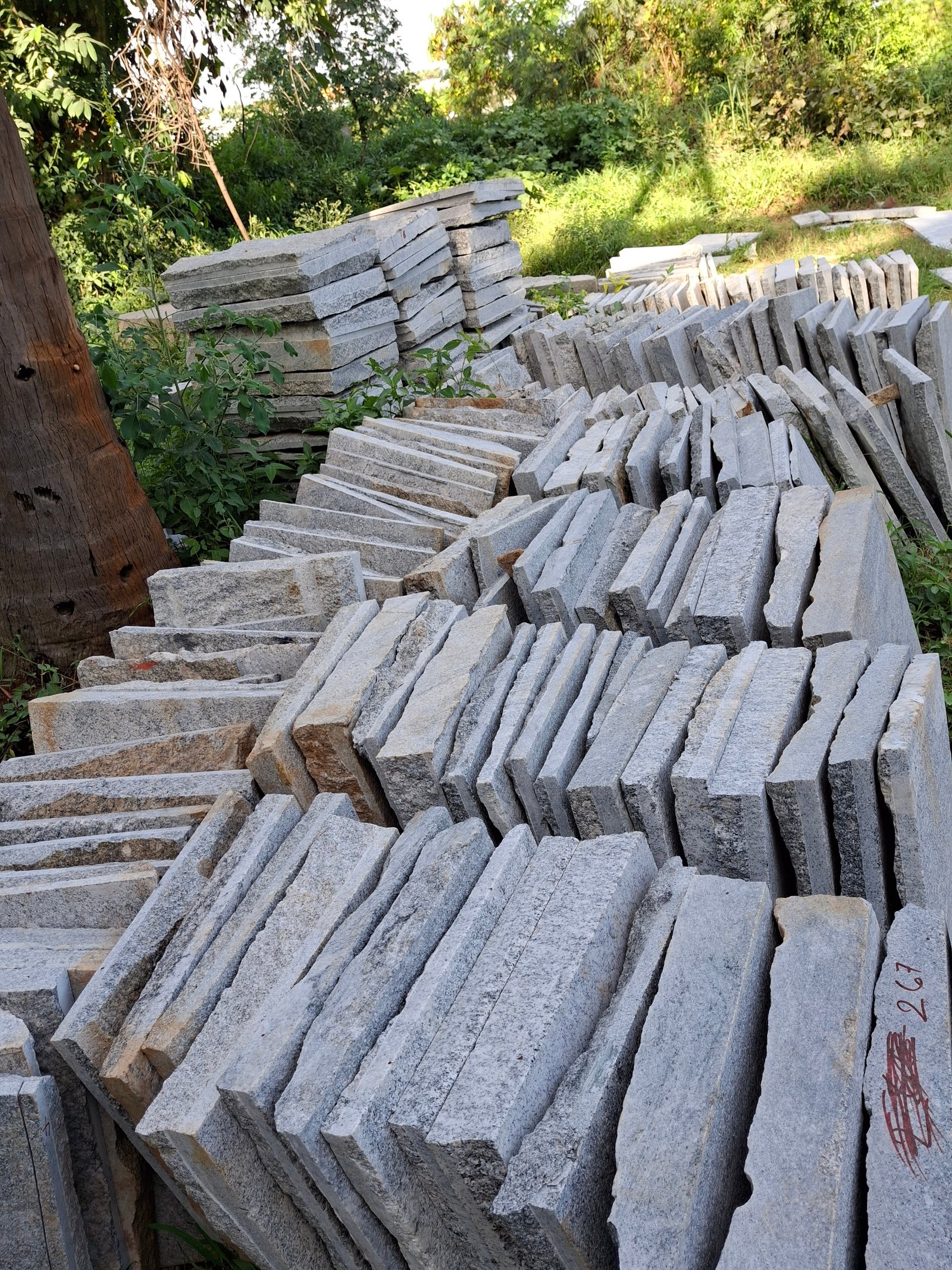Natural Bottom Stones
